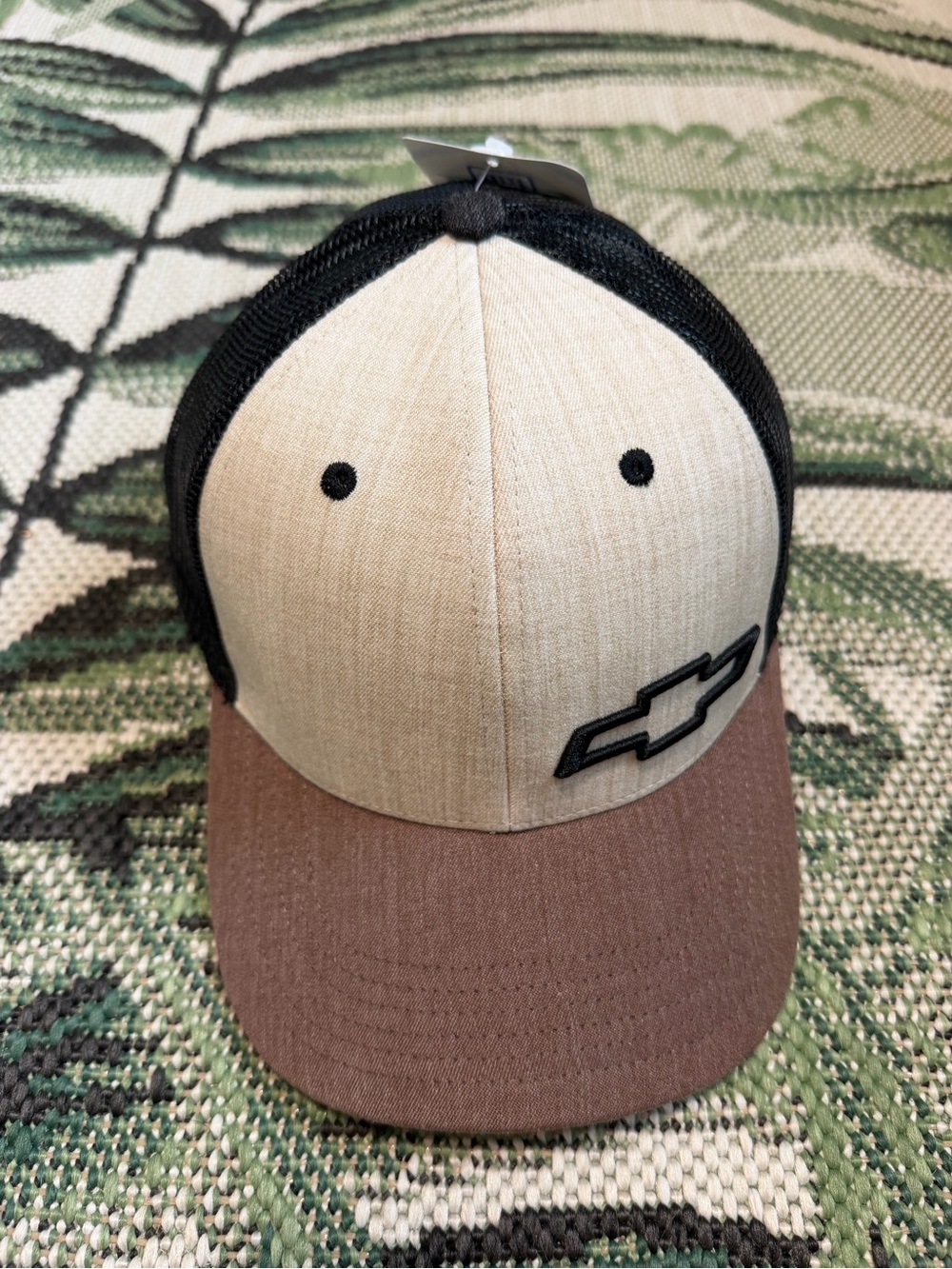 Chevrolet Har Bow Tie Two-Tone Trucker Cap - Black, Cream & Brown Unisex - Picture 2 of 4